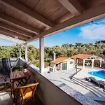 Holiday Ilovica - Hébergement de vacances Mali Iž