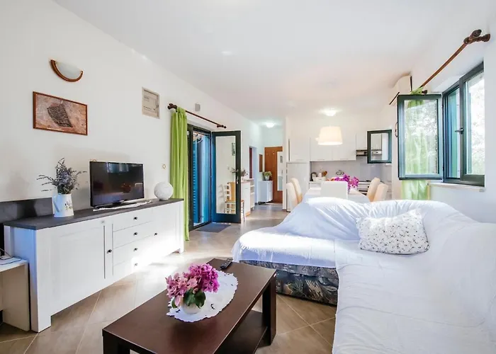 Holiday Ilovica - Дом отдыха